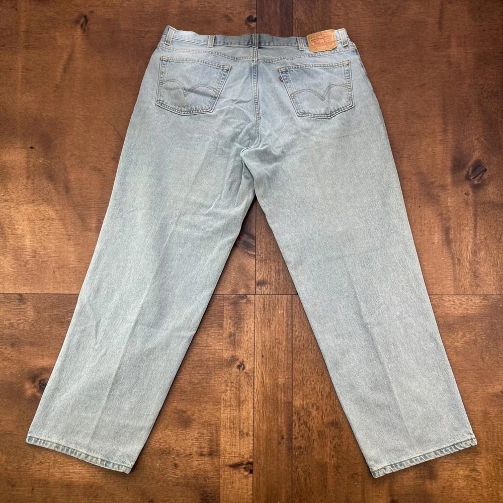 Levis light yellowing